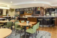 Courtyard Roseville Galleria Mall/Creekside Ridge Drive Отели в г. Розвилл