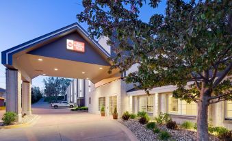 Best Western Plus Longbranch Hotel  Convention Center