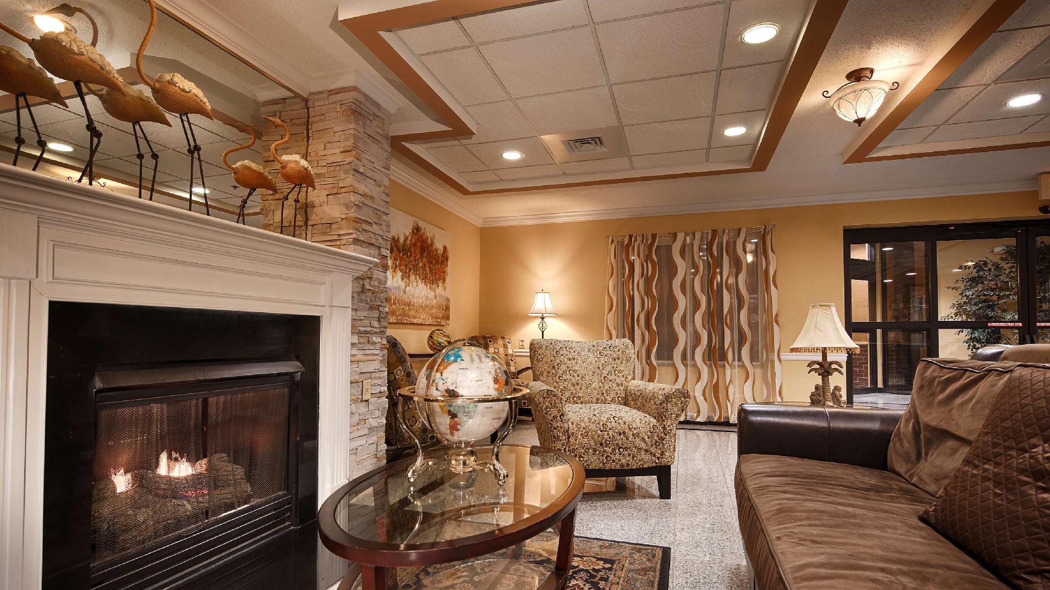 Best Western Plus New England Inn & Suites