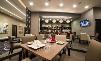 Huper Hotel Boutique - Housity