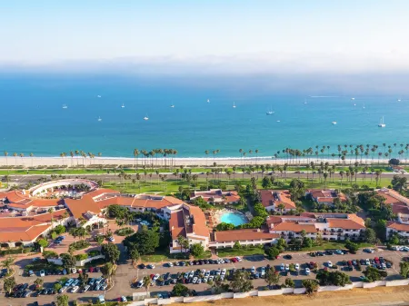 Hilton Santa Barbara Beachfront Resort