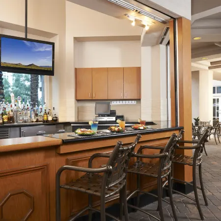 Hilton Grand Vacations Club Paradise Las Vegas Отели рядом с достопримечательностью «Башня отеля-казино Stratosphere»