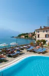 Hotel All'Azzurro فنادق في ليموني سول غارد