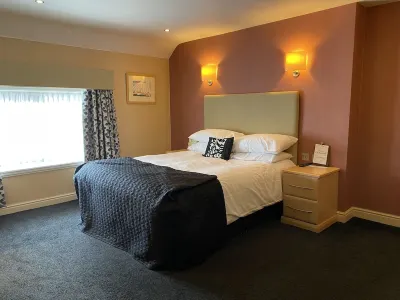The Windmill Inn Hotels near Gauntlet Birds of Prey – Eagle & Vulture Park, Knutsford