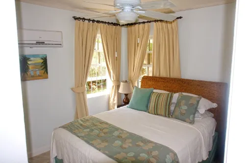 This is a Beachfront 3 Bedroom, 3 Bathroom Villa, Family-Friendly Activities Hotels in Silver Sands
