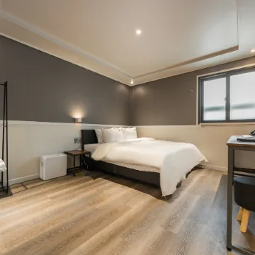 Hotel Mar Samsan Отели рядом с достопримечательностью «Арена Донгчон»