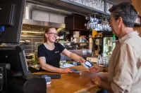 Kings Inn City Hostel - Bares