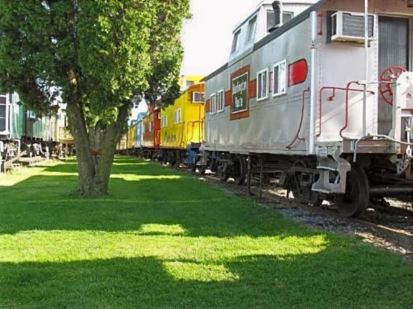 Red Caboose Motel & Restaurant