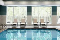 Holiday Inn Express & Suites CARLISLE SOUTHWEST – I-81 by IHG - Pools