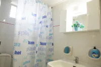Irene Beach Apartments - Beach