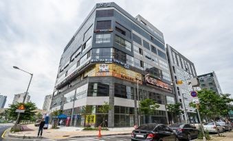 Suwon Aritte Hotel 썸네일