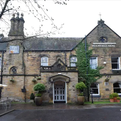 Holmfield Arms Hotels near Wakefield Kirkgate