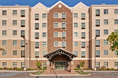 Staybridge Suites Buffalo Отели в г. Бласделл