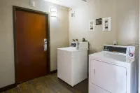 Red Roof Plus+ Boston - Woburn/ Burlington Hotels in Middlesex County