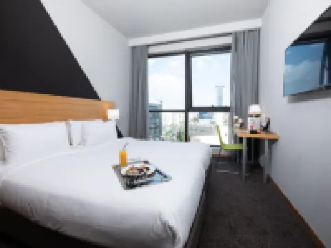 卡薩布蘭卡市中心歐諾莫酒店 鄰近Phare d'el Hank的酒店