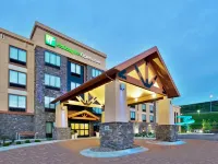 Holiday Inn Express & Suites GREAT FALLS by IHG Hotels in Cascade County