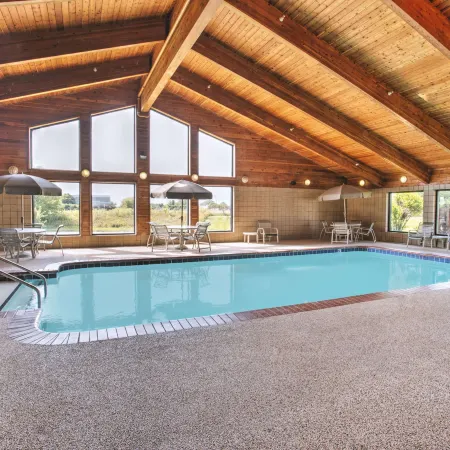 Super 8 by Wyndham Davenport