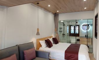 Fengjing Ancient Town Qiaowan Homestay (South Street)