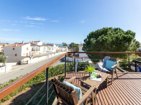 Mar Roig Отели в г. Ла-Амполья