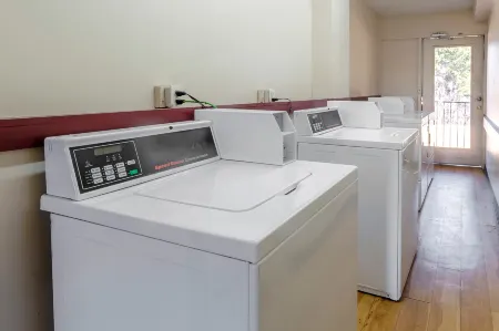 Red Roof Inn Atlanta - Suwanee/Mall of Georgia