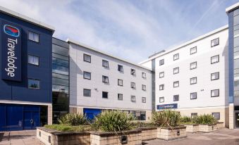 Travelodge London Kew Bridge Hotel