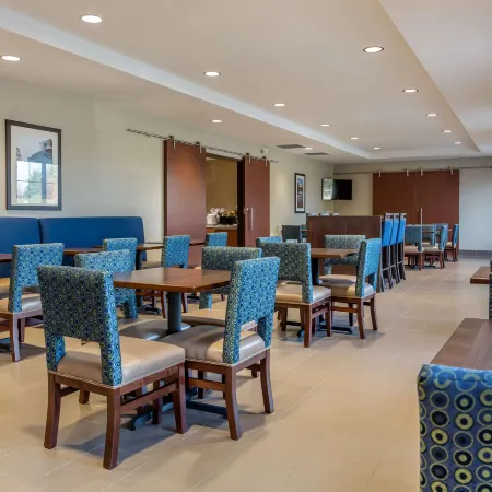 Comfort Inn & Suites Boise Airport