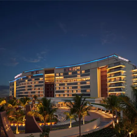 Grand Hyatt Kochi Bolgatty Отели рядом с достопримечательностью «Остров Болгатти»