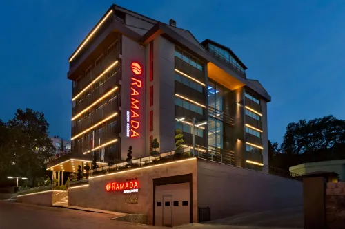 Ramada by Wyndham Bursa Çekirge Thermal & Spa - 4 Sao