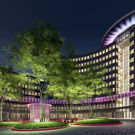 Park Inn by Radisson Amsterdam City West Отели рядом с достопримечательностью «Культурно-развлекательный комплекс Вестергасфабрик»