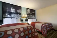 Super 8 by Wyndham Park City/North Wichita Area Hotels in Maize