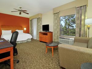 Hampton Inn & Suites Buffalo