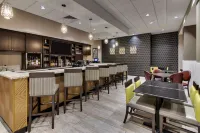Drury Plaza Hotel Milwaukee Downtown - bar