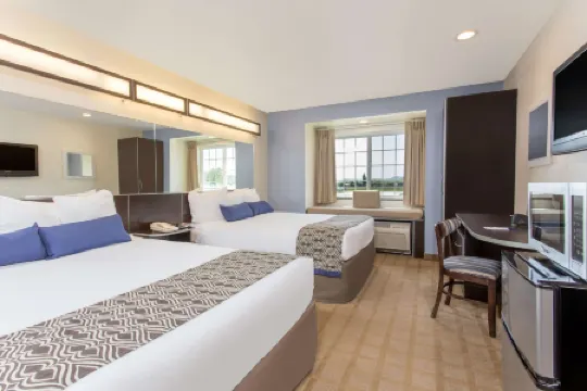 Microtel Inn & Suites by Wyndham Klamath Falls