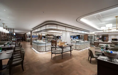 The Ambassador Seoul - A Pullman Hotel Отели рядом с достопримечательностью «Художественный музей Кёмджэ Чон Сона»