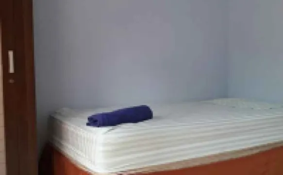 城市家庭旅館 酒店