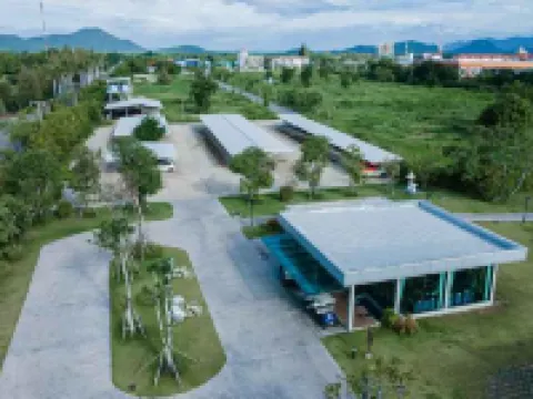 Coral Tree Villa Hua Hin คอรัลทรี วิลล่า หัวหิน โรงแรมในชะอำ