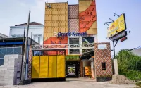 Hotel Grand Kenari Hotels in Ciampel