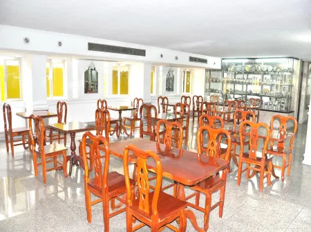 Highfive Hotel Pattaya