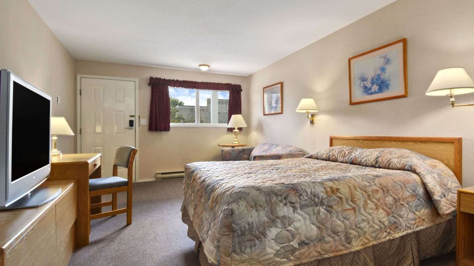 Travelodge by Wyndham Salmon Arm