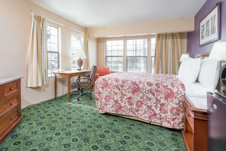 Days Inn by Wyndham Westley Отели рядом с достопримечательностью «Парк Ньюкасл»