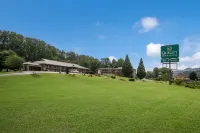 Quality Inn & Suites Mt Chalet Hotels in Rabun County
