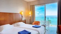 Bull Reina Isabel & Spa - شاطئ