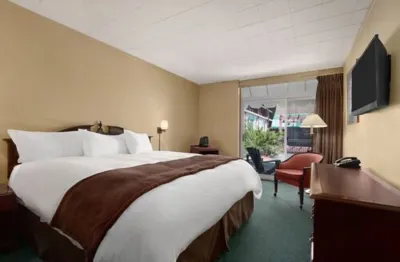 The Brunswick Hotel Complex Hotels in der Nähe von The Ridge at Manitou Golf Club