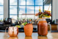 코튼 코트, 발렌시아 호텔 컬렉션