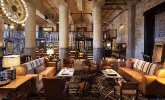 Hotel Emma at Pearl on the Riverwalk