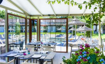 Acrotel Athena Residence