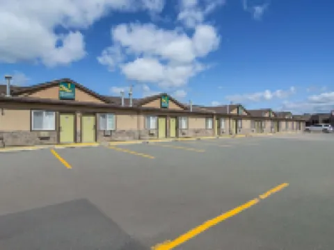 Quality Inn & Suites โรงแรมในไฮเลเวล