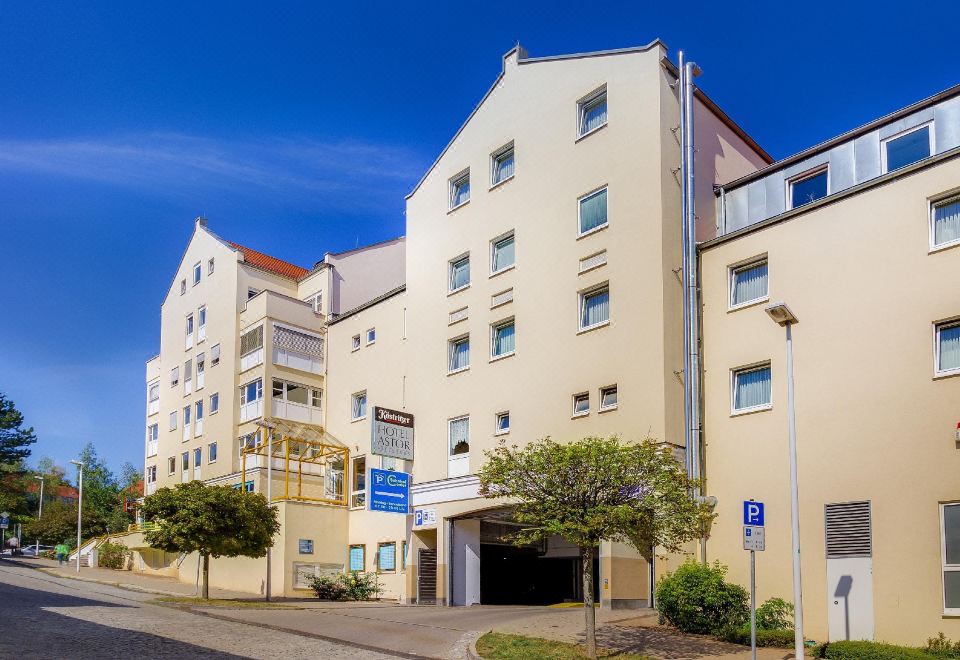 hotel overview picture