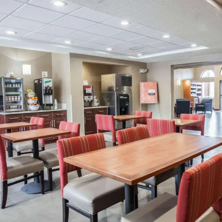 Comfort Suites Dover University Area