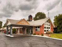 Days Inn by Wyndham Wauseon فنادق في Dover Township